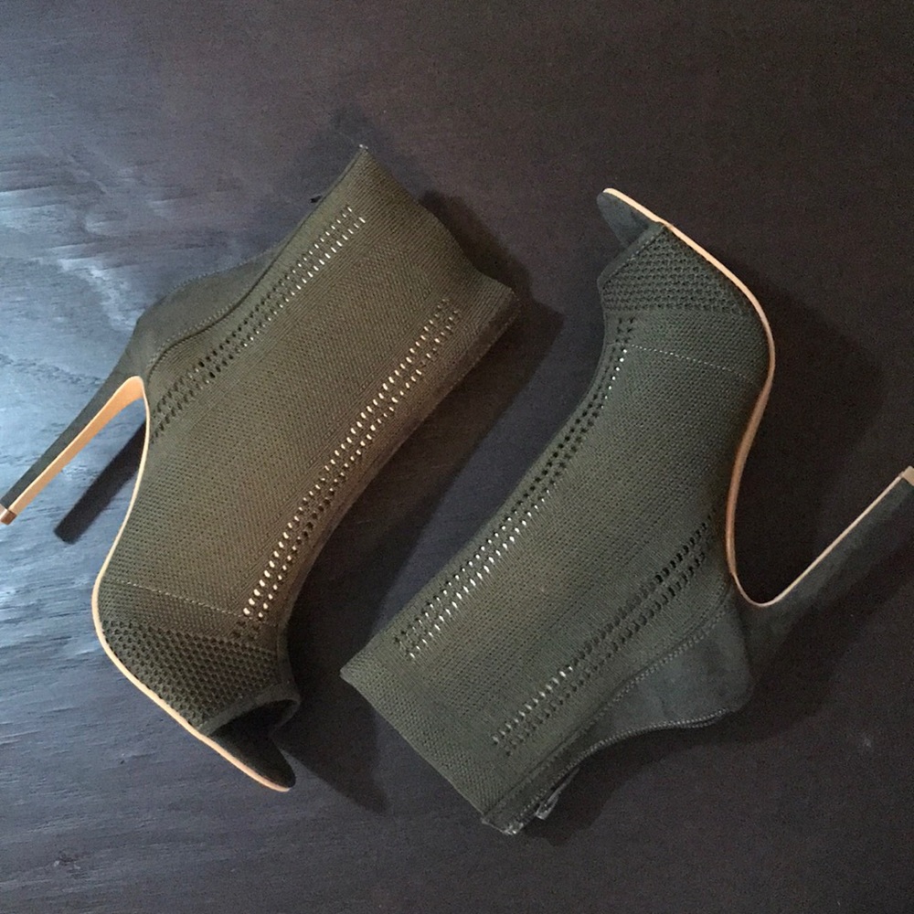 Women's open too olive green booties